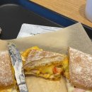 투썸플레이스 익산유천생태습지 공원점 이미지