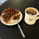 [가로수길 디저트 추천] 신사 크로플 맛집 내돈내산 “새들러 하우스” 후기