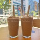 (주)아이스캡 | 팀홀튼 서울대입구 베이커리 메뉴와 아이스캡 후기 매장 내부 콘센트 좌석