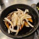 빨간연탄 | 가성비 좋은 속초 조양동 맛집 고기집 꿀꿀이네 연탄돼지갈비 후기