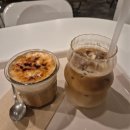 봄밤카페 - 창원시 마산합포구 해양관광로 15 | 건대입구역 카페 카페 오캄 방문 후기 by 요즘맨
