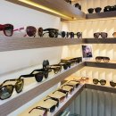 아이젠트리 광복점 | 부산 남포동 안경 선글라스 많은 아이젠트리 부산 광복점