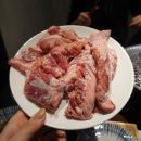 덕포상회 | [세종/새롬동] 기본 반찬 회와 게장, 계속 생각나는 두툼~한 고기 맛집 <덕포상회> 솔직후기