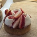 카페 정스 | 연남동 디저트 맛집 레정스 피스타치오 타르트, 흑임자슈 솔직 후기