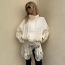 화이트블럭 | 유니클로 유럽 품절템 FW 가을 신상 윈드블럭스탠드블루종 화이트 478556 S사이즈 가을바람막이 후기