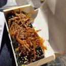 십원빵, 황남우엉김밥, 소품샵, 조르바 카페, 경주거리, 이재원 과자공방, 월정교, 향화정 꼬막무침 비빔밥