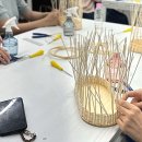 자연을 엮는 라탄공예 이미지