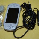 PSP 2000버젼 커펌튜닝된것 팝니다 8기가 메모리 포함 이미지