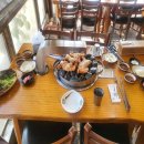 청평1리 마을회관 | 리뷰가 좋아서 찾아가 보았습니다. 매장의 위치가 정말 훌륭하였음 인테리어도 진짜 괜찮았던 경험...