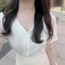자연사랑(유) | GRACE U.•♥ 그레이스유 웬디 타이 블라우스 리뷰를 빙자한 황민현 사진전 <ON 道> 관람후기