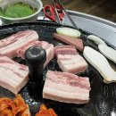 솥뚜껑 삼겹살 이미지