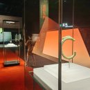 ﻿300여 점의 홍산문화 유물이 상해박물관에 모여 예제의 기원을 전시합니다. 이미지