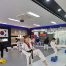 밝은 태권도 도장 이미지
