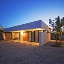 Contact house