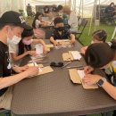 피어나는 가족 이미지