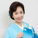 出-내일을 향하여 이미지