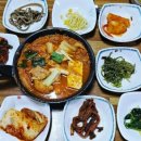 돼지집 김치찌개 이미지