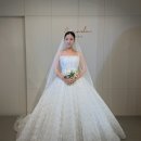 지피비즈 | 코코드브라이덜 본식 드레스 셀렉 후기(추가금O), 주차정보｜탑, 비즈, 실크｜부제: 퀸의 데뷔날을 꿈...