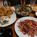 육회한 통닭 이미지