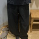 아모멘토 커브드 실루엣 팬츠 우먼 블랙 0사이즈 후기