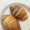 선데이79 | [공지] ​대구 중앙로 소금빵 성지 #소베 (SOBE)소베카페 🥐 판째로 사가는 줄 서는 맛집 솔직후기!