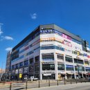 새롬동_크리스마스빌딩앞 이미지