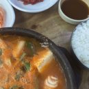 바다품은달 이미지