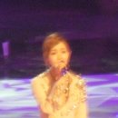 KBS부산시민 사랑나눔 콘서트에서 노래한 가수 임정희사진 이미지