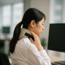 (주)네오메드 | 거북목교정기, 뭐가 진짜고 뭐가 과장일까?