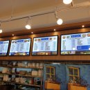 김밥속에 단무지 이미지