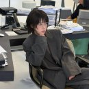 아이유 안경원 이미지