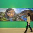 ﻿중국 청년화가 양나 杨纳 미술품 개인전 '이히스의 땅' 베이징서 개막 이미지
