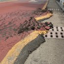 "아이스크림처럼 아스팔트 녹았다"…폭염 속 솟구치거나 물컹﻿ 이미지