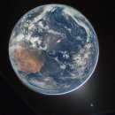 Artemis-2 : la NASA publie les premières photos de la Terre prises par l’éq 이미지