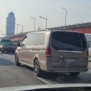 벤츠 v300d 4matic 이미지