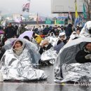 &#34;눈 많이 온다&#34; 일단 멈춘 공수처, 폭설 견딘 시민들만 또 거리 위에 이미지