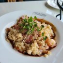 라라코스트 익산부송점 이미지