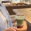 먹고 The 먹고 | 더현대대구 더커피 the coffee 얼마나 핫하길래 메뉴 이치고말차 먹고온 후기