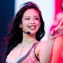 '제2의 코첼라 사태' 뉴욕 뒤흔든 제니 거버너스볼 무대(무대의상도 미쳤는데 투스잼까지..?)