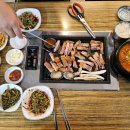 제주도흑돼지꿈마차 | 표선 제주도흑돼지 육즙 폭발에 해산물까지 푸짐