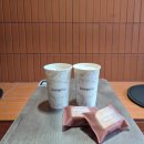 만나(Manna)무인카페 | 언제든 방문 하기 좋은 24시 무인카페! 교보문고와 콜라보 중인 라운지엑스24h 성수본점