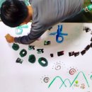 색채의 숲 이미지