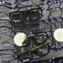 안경과사람들 이미지