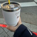 서이도서관 | 지금 이 순간의 한복판에서 이 순간을 추억하고 있어