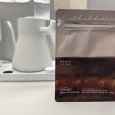 에스정보통신(주) | [원두기록 #11]모모스커피 시그니처 블렌드 에스 쇼콜라(Es Chocolat) - 다크초콜릿, 코코아, 피칸