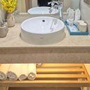 호텔리얼 | [나트랑/숙소] 위치 끝판왕 가성비 숙소, 레스참 호텔 리얼 후기 (ft. 공항픽업)