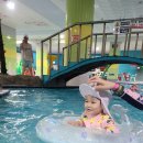 스포츠 아이 수영장 이미지