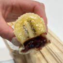 햇살빅마트 | 광주 딸기 모찌 카페 마카리조