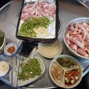 뚠뚠돼지김치찌개 이미지