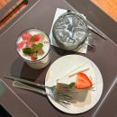 메인디저트 - 수영구 수영로618번길 114 | 파주 심학산 근처 신상 대형카페 ㅣ 디저트 맛집 메인플레이스 후기